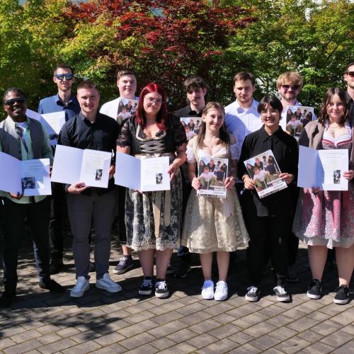 Klassenfoto Galafrühstück 07_24