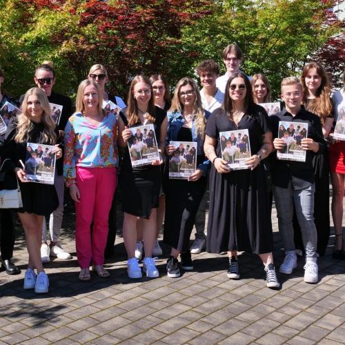 Klassenfoto Galafrühstück 07_24