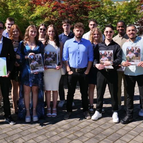 Klassenfoto Galafrühstück 07_24